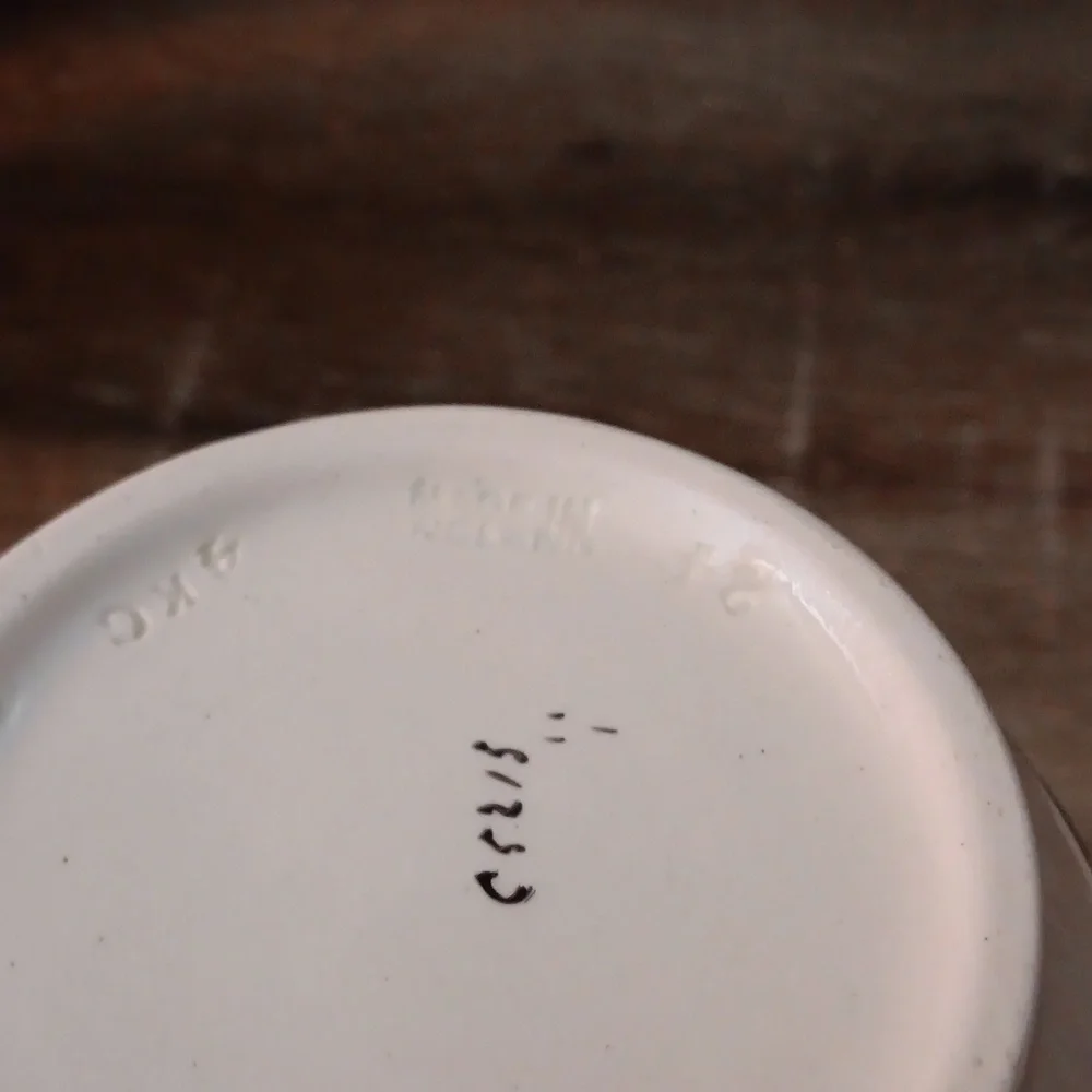 Vintage Wedgewood Hunting Scene Pitcher - Picture 8 of 9